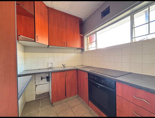 1 BEDROOM APARTMENT TO LET IN MORNINGSIDE